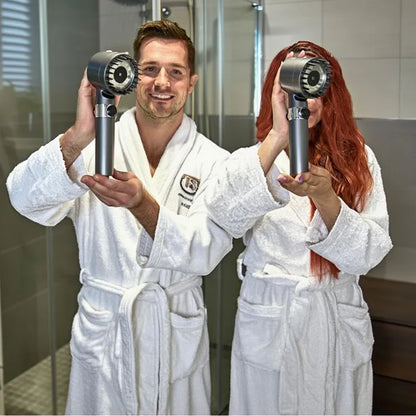 HYDROLUXE™ – Usuwa chlor i kamień z Twojego prysznica